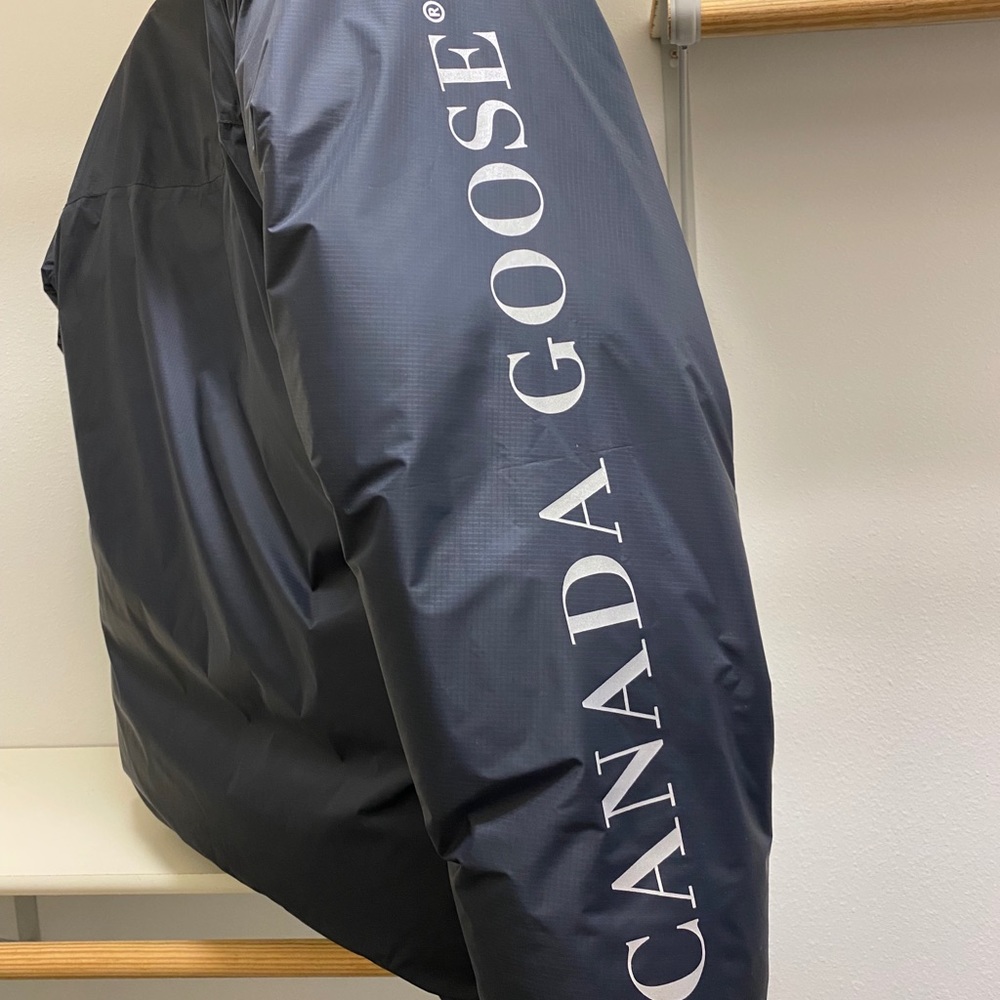 Canada Goose Skreslet Winter Jacket - Picture 3 of 4